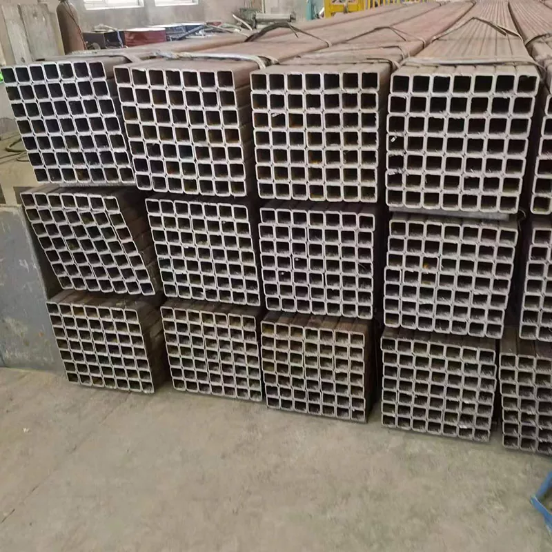 Paksu seinaga ristkülikukujuline toru